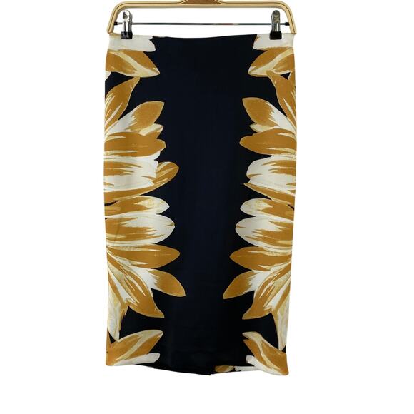 New York &‎ Company Stretch Floral Pencil Skirt Women S Black Gold Career NWT - Picture 2 of 8